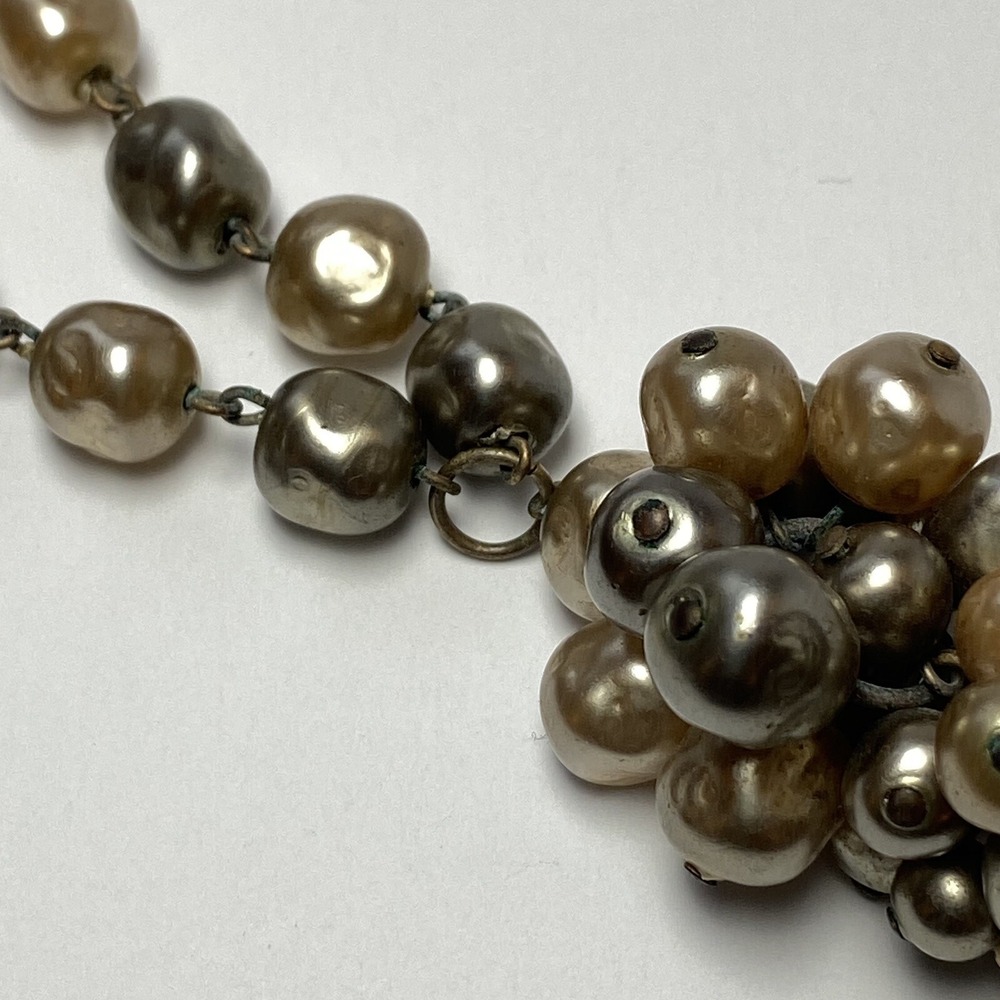 Vintage Champagne Gray Glass Baroque Pearls Graduated Cluster Pendant Necklace - Picture 10 of 14